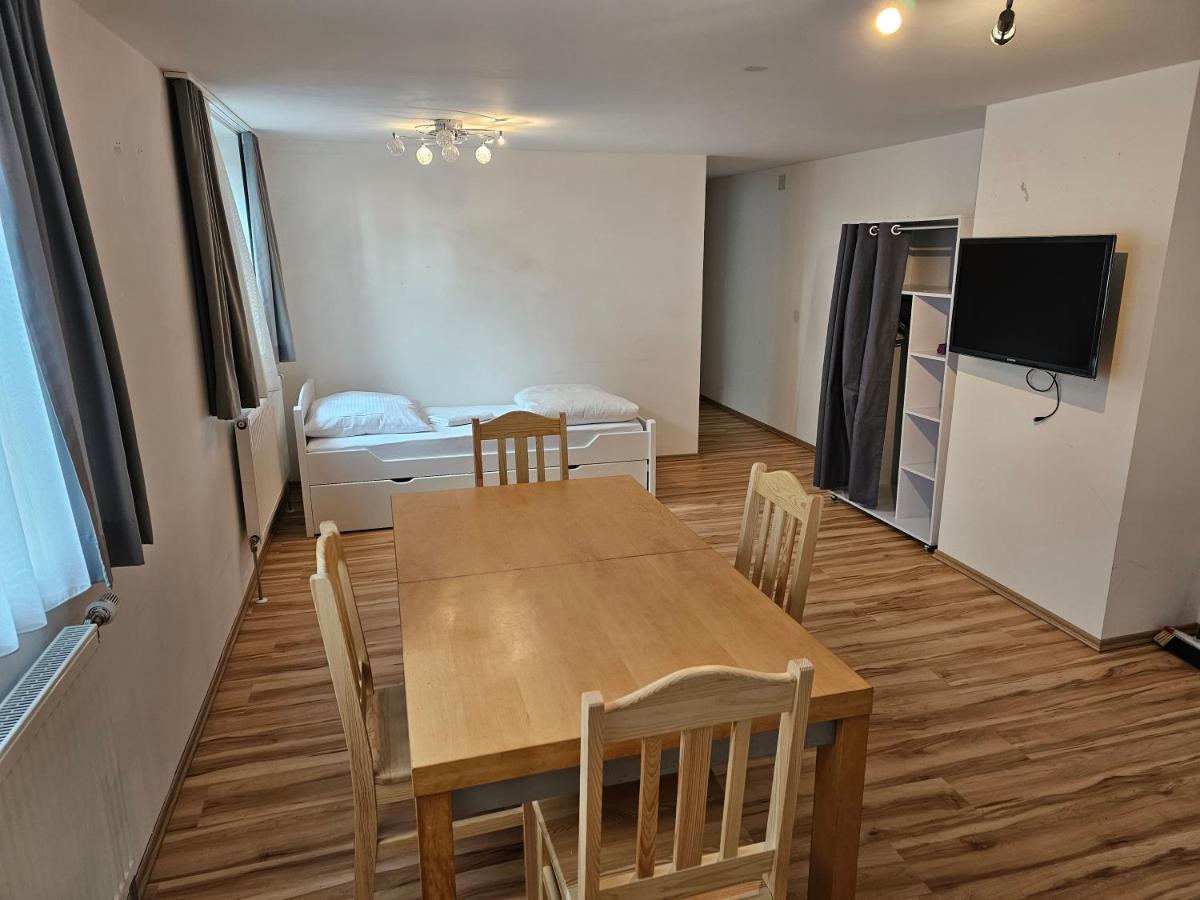 B76, Lauterach, Vorarlberg Apartments ภายนอก รูปภาพ